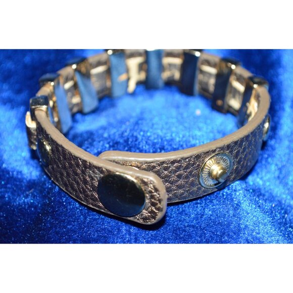 Premier Designs Kenzie Metallic Faux Leather Bracelet Briwn Gold Tone Buckle - Picture 3 of 5